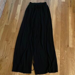 Loose-fitting fleece pants